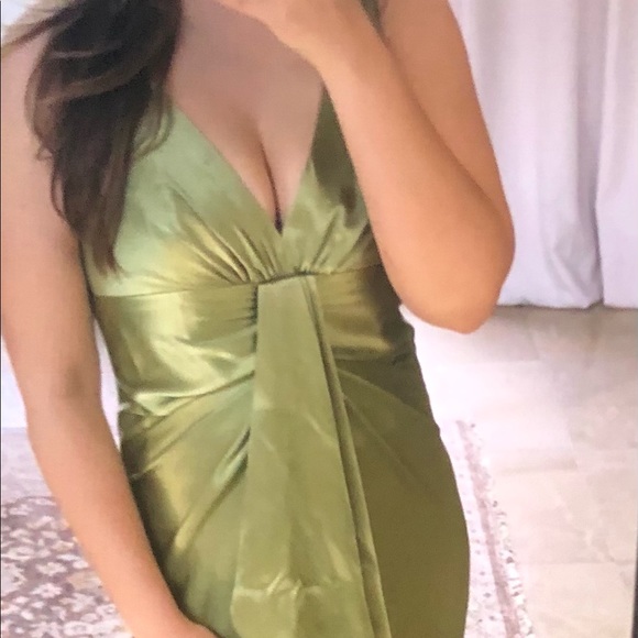 Floor length Light Green Gown V Neck Sleeveless - Picture 4 of 5